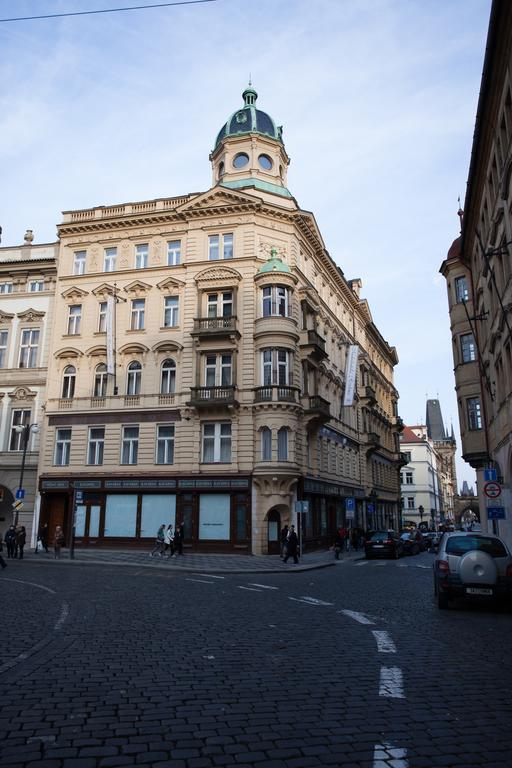 Apartment Malostranské Náměstí Praga Habitación foto